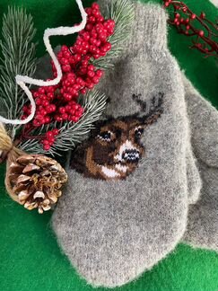 Варежки шерстяные с принтом