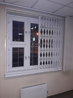 Продам б/у оконные решётки в отл. состоянии - 2 шт