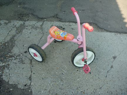 Детский трехколесный велосипед