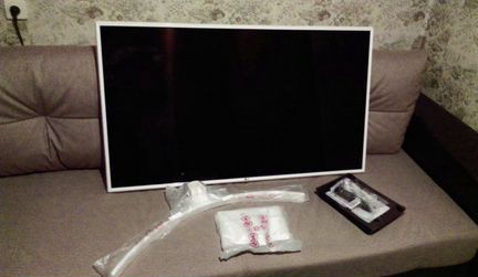 Телевизор LG 49UK6390PLG, 4K Ultra HD, белый