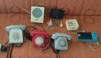 Телефоны, радио, часы, бритва СССР