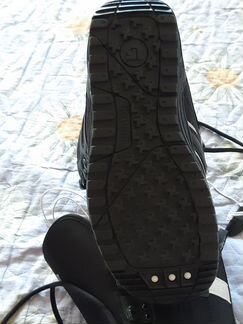 Сноубордические ботинки Burton Invader