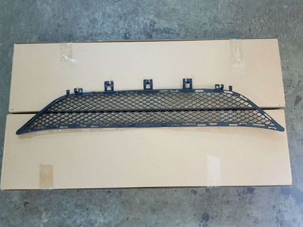 Решетка бампера сетка Mercedes E212 AMG 2013-2016г