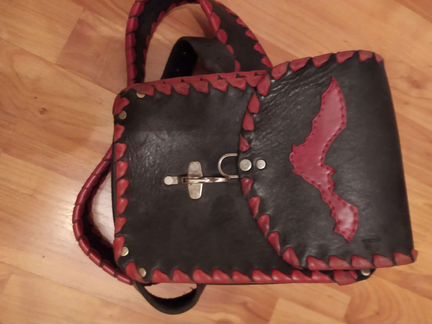 Кожанная мотоциклетная сумка на ногу