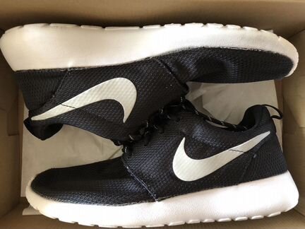 Женские кроссовки Nike