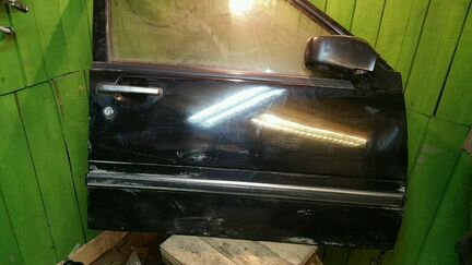 Дверь передняя правая в сборе для Volvo 960 760 94