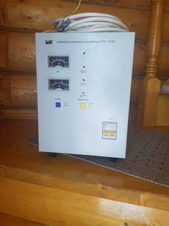 Стабилизатор напряжения