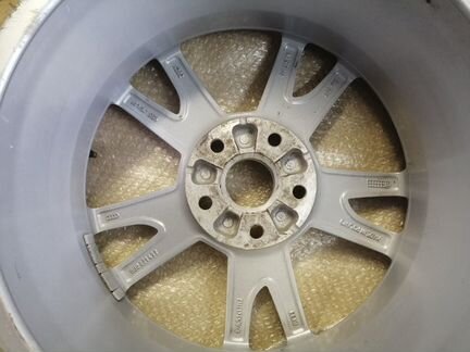 Диски 5x112 R17 6.5J Et33 Audi (Q3 8U)