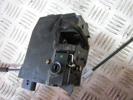 Замок двери задний правый для Пежо 308 3008