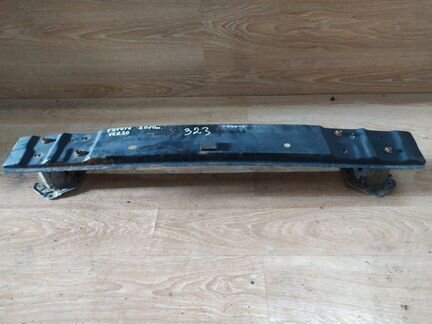 Усилитель бампера задний Toyota Verso