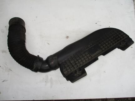 Воздухозаборник для Kia Ceed 2007- 2012