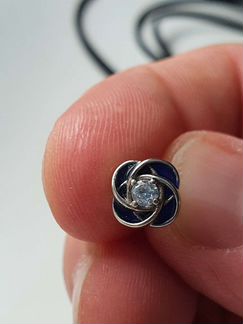 Серьги-пуссеты, гвоздики