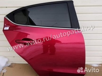Задняя правая дверь Mazda 3 BM