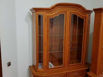 Буфет. Италия. Вишня