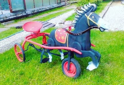 Педальный конь СССР