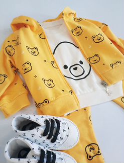 Костюм детский тройка