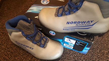 Лыжные ботинки Nordway 36 размер под автомат крепл