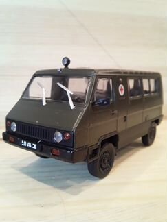 УАЗ-450А санитарный. УАЗ-3972, масштаб 1:43