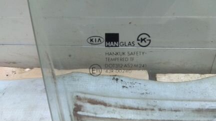 Стекло двери передней правой Киа Маджентис 1