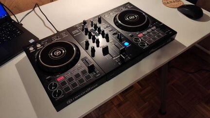 Dj контролер Pioneer DDJ-400