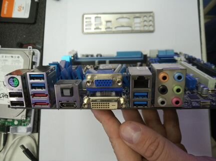 Материнская плата asus P8Z77-M PRO LGA 1155 сокет