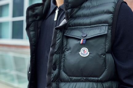 Жилетка Moncler