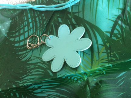 Рюкзачок с брелком для ключей Новый