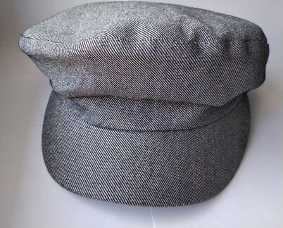 Фуражка / кепи серая с золотистым люрексом