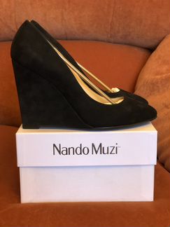 Туфли замшевые на танкетке Nando Muzi. Маркировка