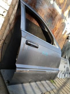 Дверь передняя правая Jeep Grand Cherokee 3 wк