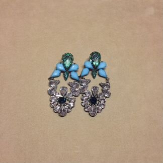 Крупные серьги со стразами