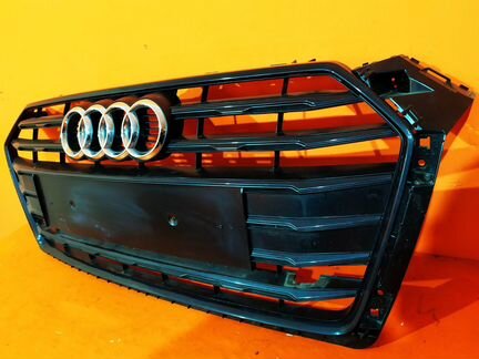 Решетка радиатора Audi A5 B9 F5 2016-Нв