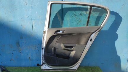 Дверь задняя правая Opel Astra H 2004-2014