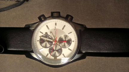 Наручные часы