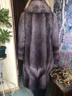 Шуба нутрия воротник песец