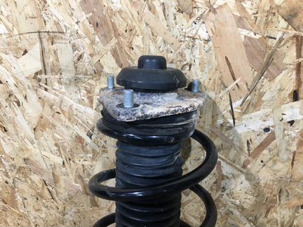 Амортизатор передний правый Hyundai Ix 35 G4KD