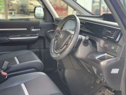 Honda Stepwgn 1.5 AT, 2017, 39 000 км