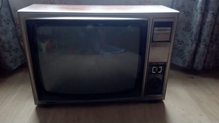 Японский телевизор Sharp c 262 sc
