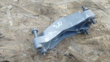 Кронштейн DSG DQ250 R32 R36 1K0199117AN