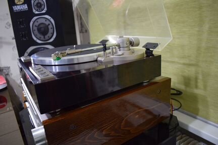 Victor QL-Y44F виниловый проигрыватель