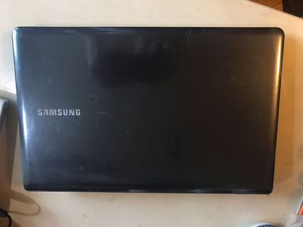 Ноутбук Samsung NP-355v5c