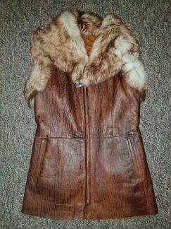 Новая меховая желетка