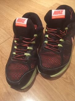 Кроссовки Nike