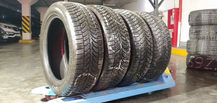Шины 235 55 19 Bridgestone Blizzak LM-80 105V