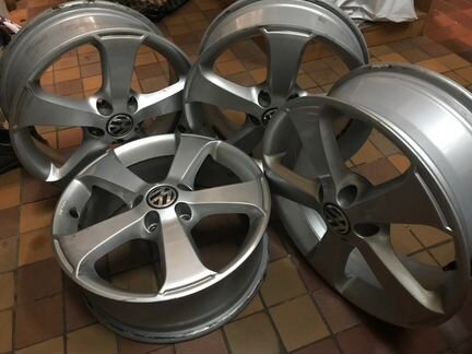 Оригинальные б/у диски VW R17 6Jx17H2 (3C0071497A)