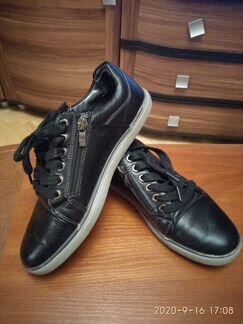 Ботинки 38.кож