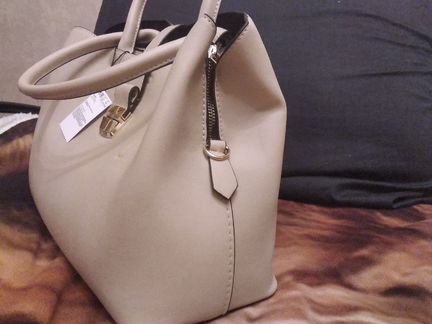 Сумка новая, беж