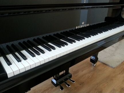 Продаю новый рояль Bechstein