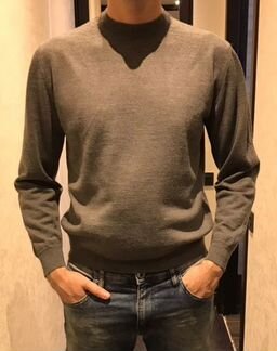 Свитер мужской