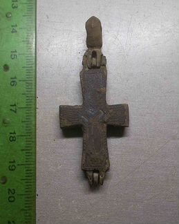 Энколпион Богоматерь Распятие Русь 11-13 век